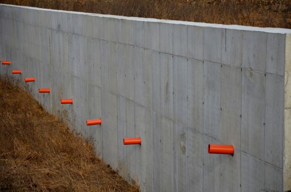 Concrete Wall Installation in Truckee