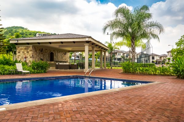 Pool Area Enlargement in Truckee